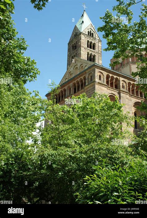 The Speyer Cathedral: An Architectural Marvel and Historical Treasure Chest!