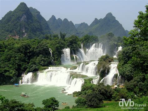 Detian Waterfall: Majestic Cascading Wonder Near the Vietnam Border!