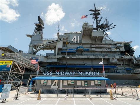 The USS Midway Museum: A Historic Aircraft Carrier Transformed into a Thrilling Interactive Experience!