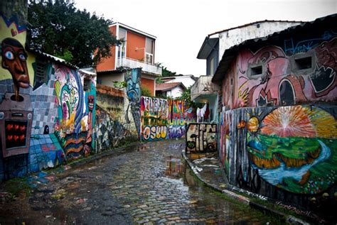 The Vila Madalena Graffiti: Unleashing a Riot of Colors and Imagination on Sao Paulo Streets!