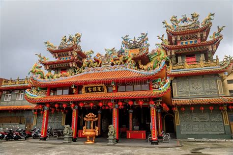 Zhao Ling Temple: A Majestic Escape into Ancient Chinese Spirituality!